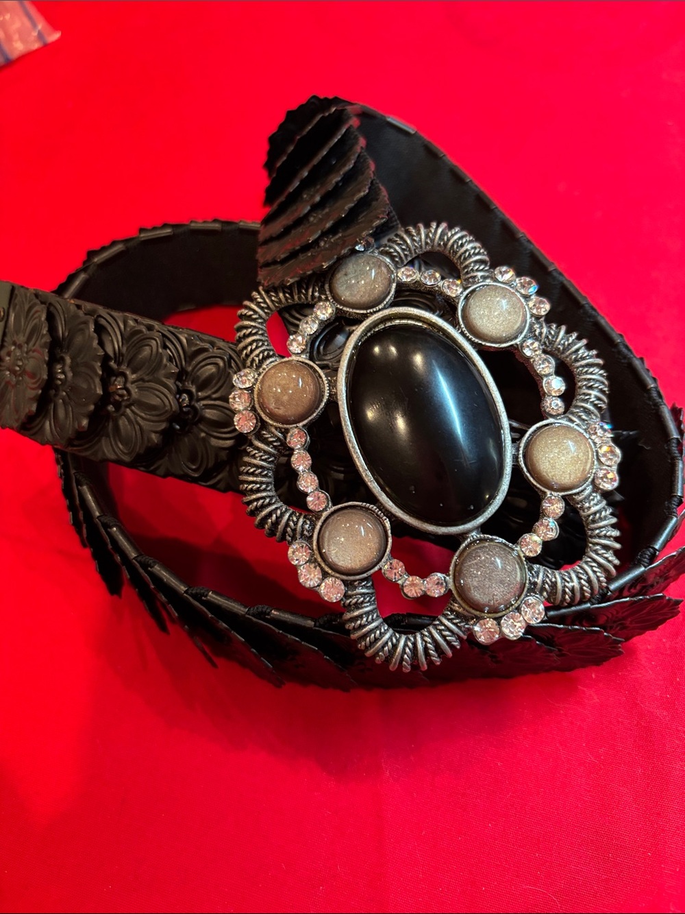 Vintage black expandable metal belt